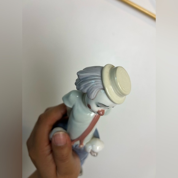 Lladro 7600 "Little Pals" Clown Puppies in Pockets 9” Society Porcelain figurine - Picture 10 of 14